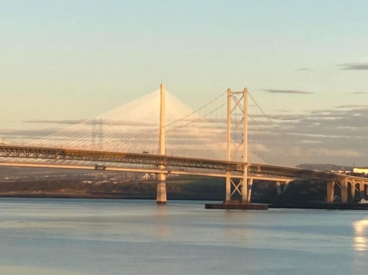 Forth Reflections Self Catering South Queensferry Esterno foto