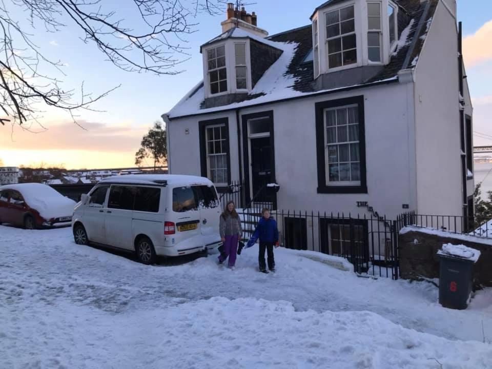 Forth Reflections Self Catering South Queensferry Esterno foto