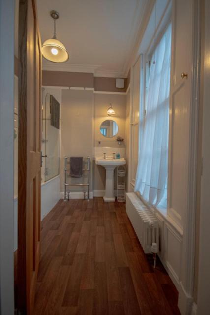Forth Reflections Self Catering South Queensferry Esterno foto