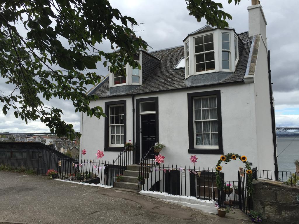 Forth Reflections Self Catering South Queensferry Esterno foto