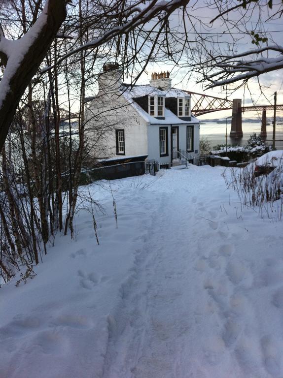Forth Reflections Self Catering South Queensferry Esterno foto
